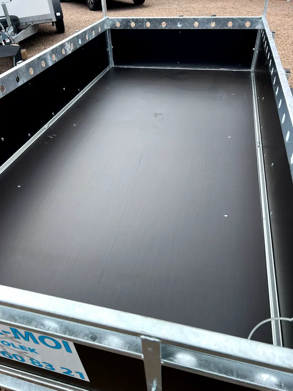 Remorque 750 kg dimensions 2,58 m x 1,30 m